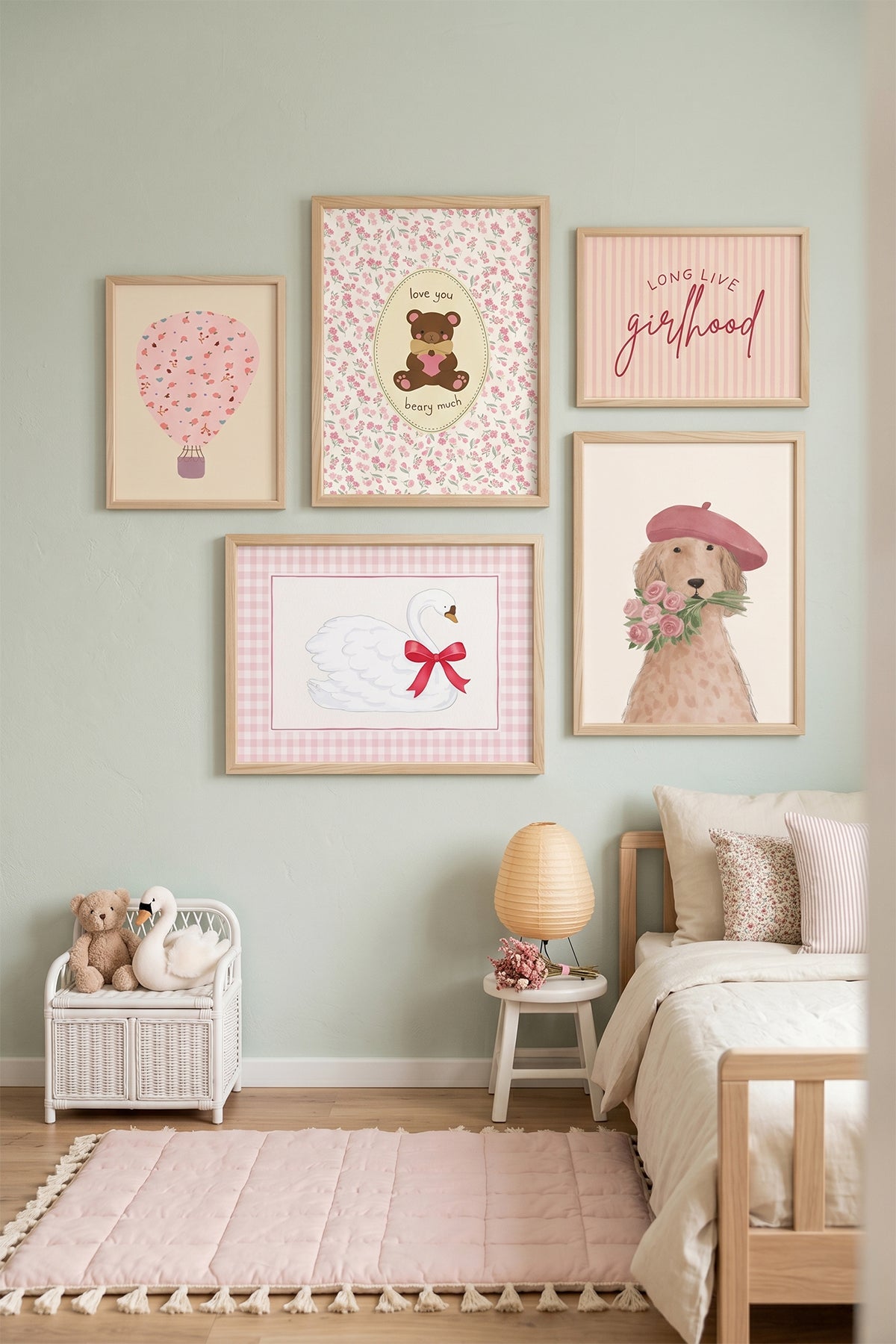 Pembe Kuğulu Ve Ressam Köpek Kız Bebek Çocuk Odası 5'li Çerçeveli Tablo Seti