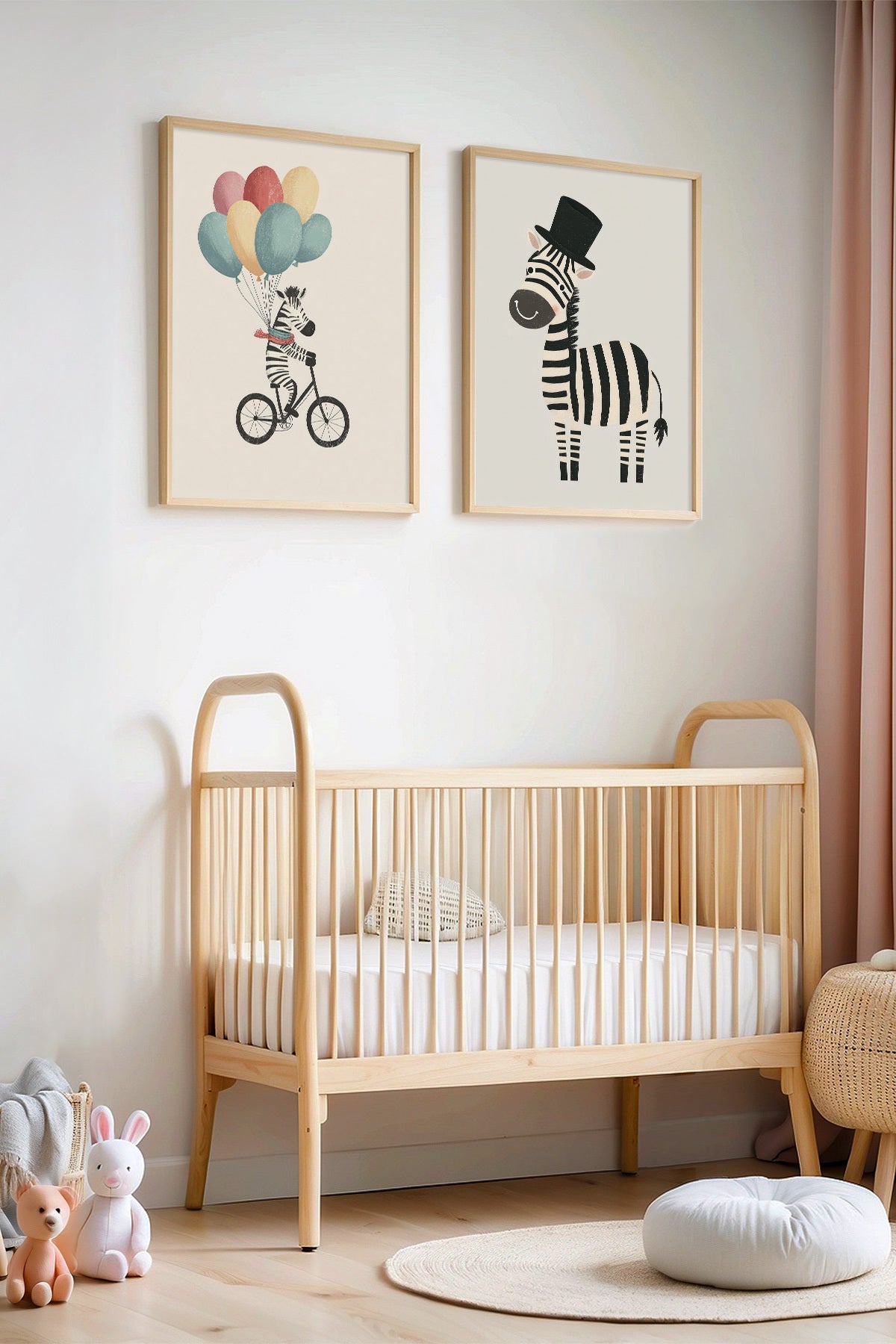 Bisiklet Süren Zebra Ve Baloncuklar Çocuk Odası Ve Bebek Odası Ahşap Çerçeveli Tablo