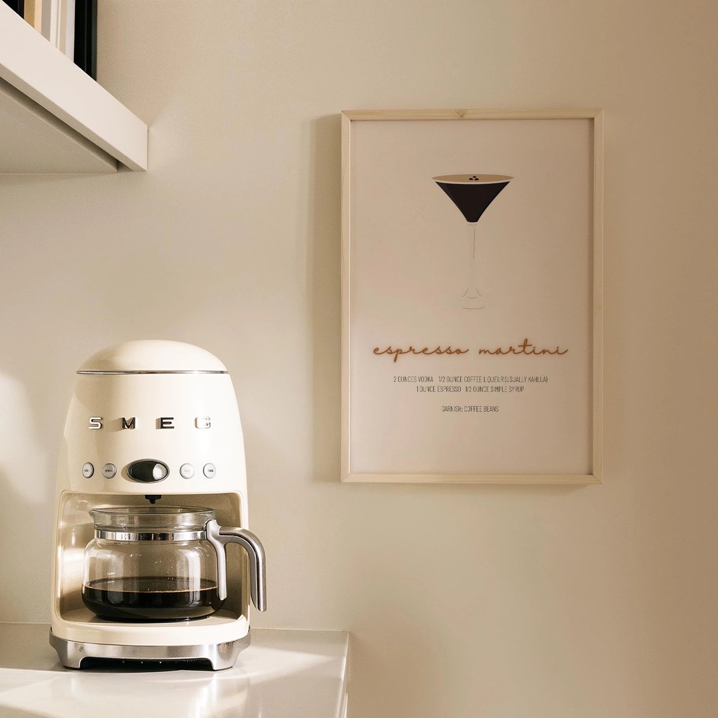 Espresso Martini Kokteyli Minimal Mutfak Duvar Tablosu