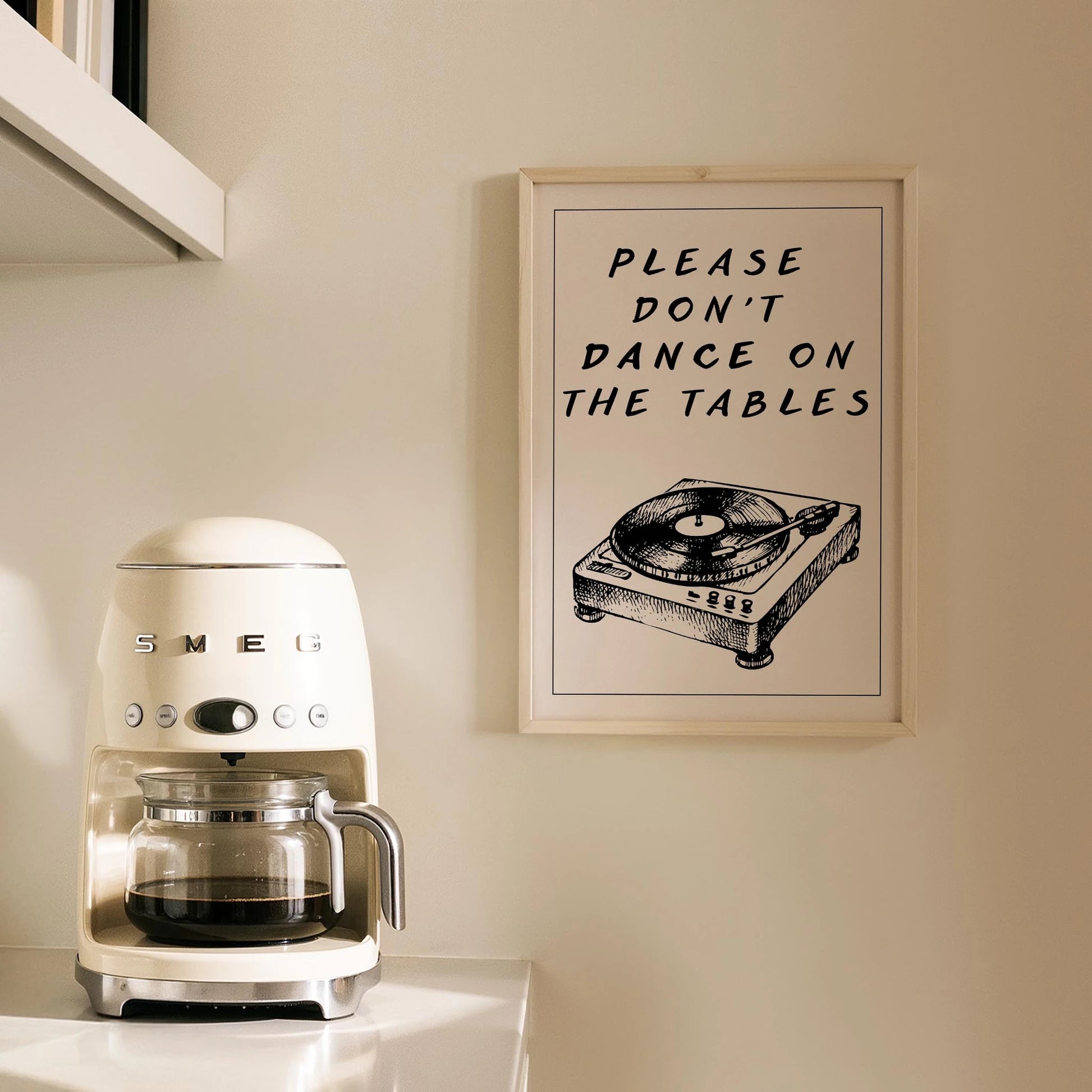 Please Don't Dance on the Tables Tipografik Mutfak Duvar Tablosu