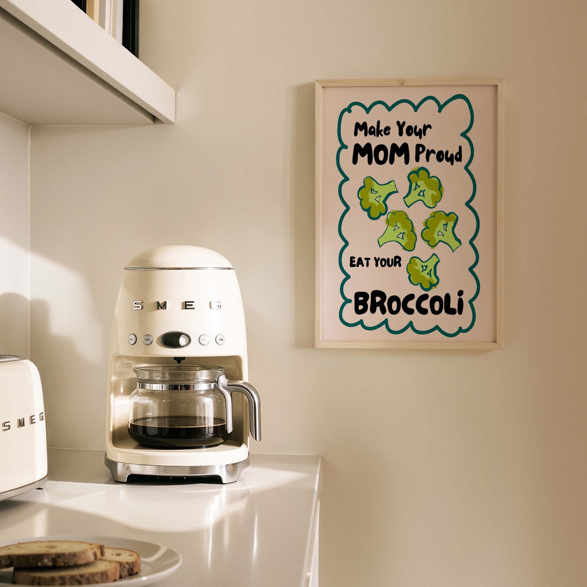 Eat Your Broccoli Sebzeler Tipografi Mutfak Duvar Tablosu